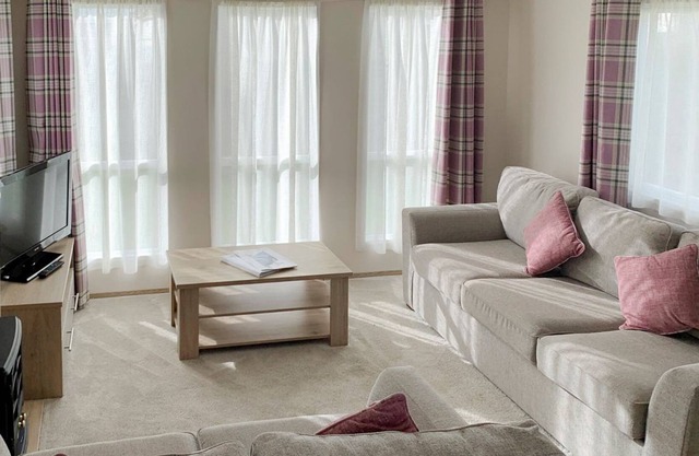 3 bedroom accommodation in Cockerham