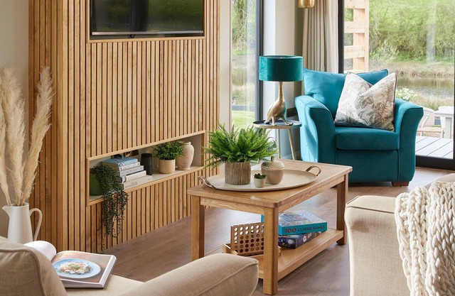 3 bedroom accommodation in Ellesmere