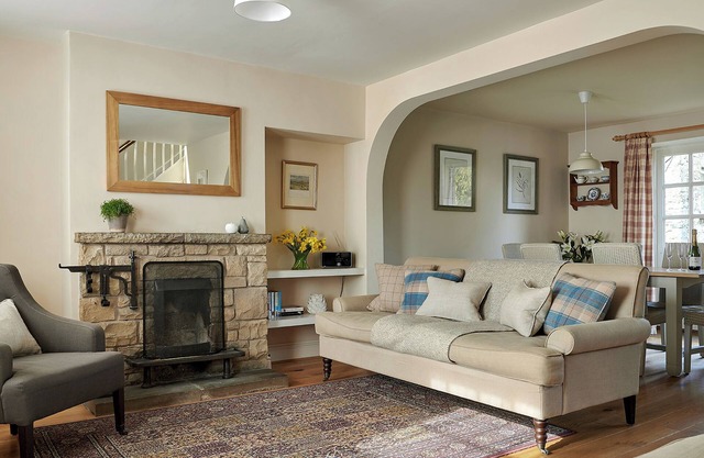 3 bedroom accommodation in Pickering