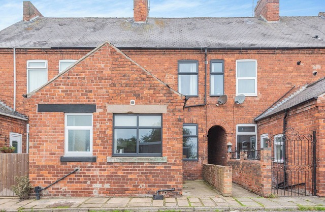 3 bedroom accommodation in Whitwell, near Worksop