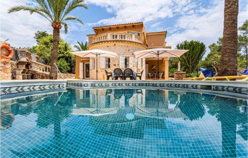 3 Bedroom Awesome Home In Porto Petro