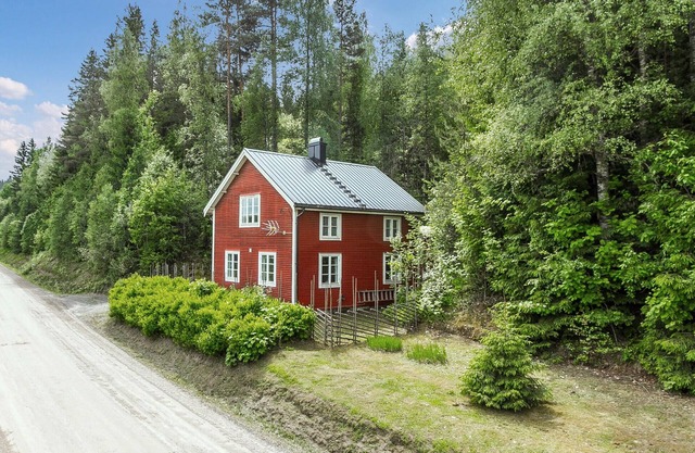 3 bedroom awesome home in Stöllet