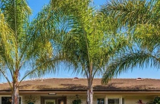 3 Bedroom Condo L-460781 by Houzlet