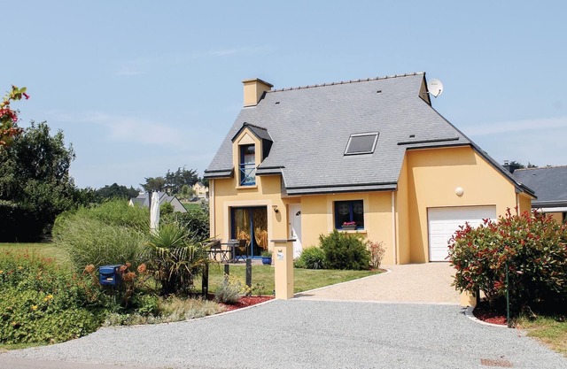 3 bedroom cozy home in Lamballe-Armor