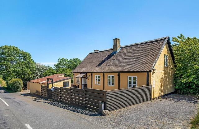 3 bedroom cozy home in Klemensker
