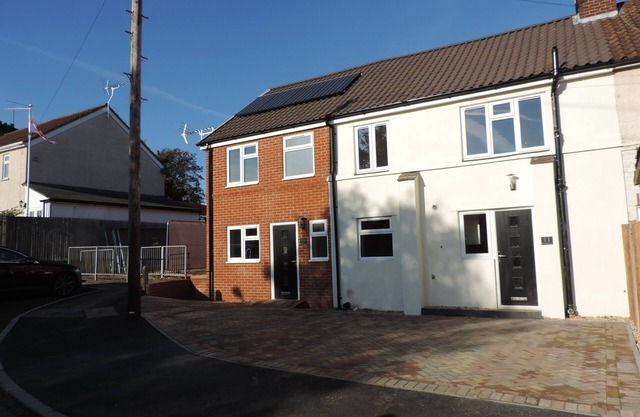 3 Bedroom Farnborough Airport Accommodation