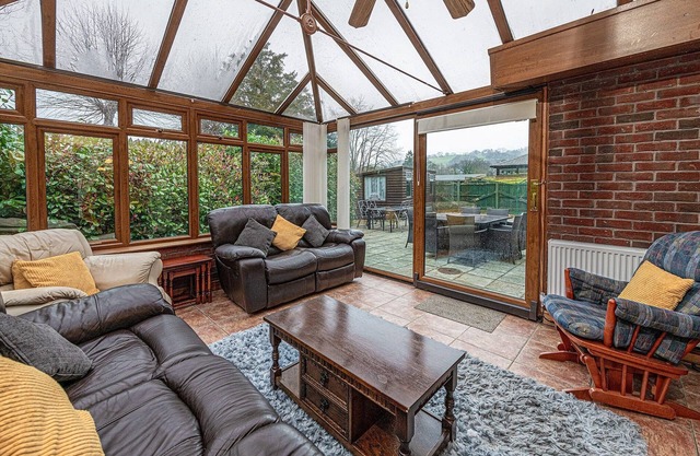 3 bedroom holiday home in Llangollen, No deposit