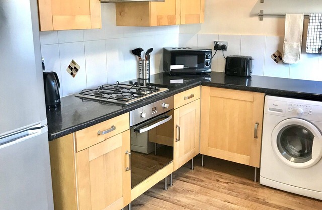 3 Bedroom Home With Driveway Parking