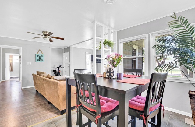 3 Bedroom House, Dog Friendly!