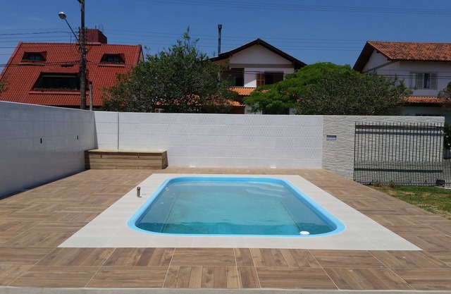 3-bedroom house on the seafront with swimming pool