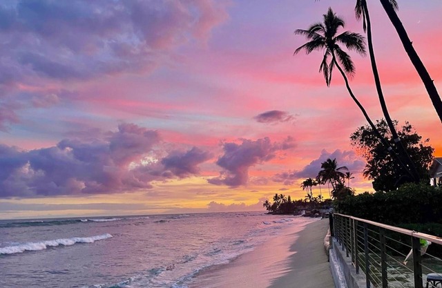 3-bedroom house with AC, parking