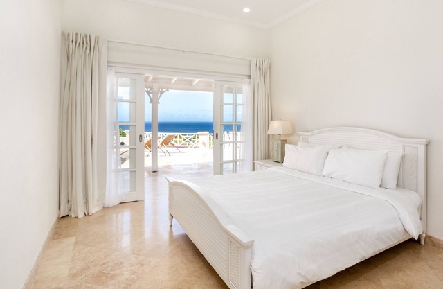3 Bedroom Ridgefront Villa