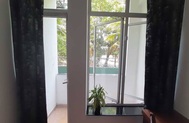 3-bedroom upstairs apartment, Retreat for families and small groups. Nugegoda