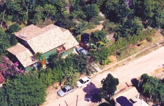 3 bedrooms with air conditioning. 80 meters from the beach. Jardim.