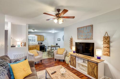 3 Mi to Cherokee Reservoir Blue Haven Bungalow