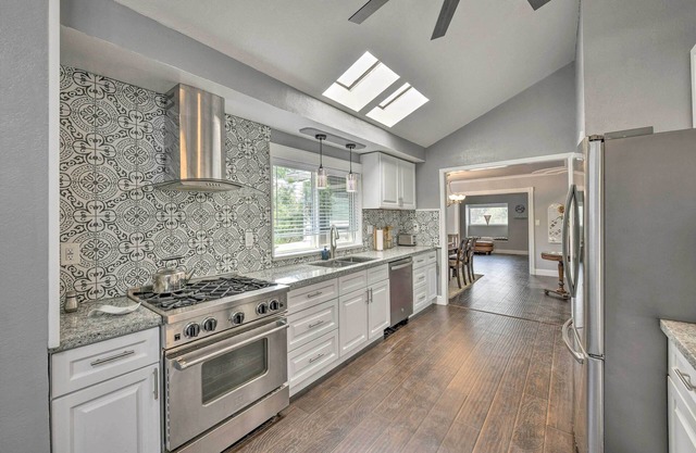 < 3 Mi to Dtwn: Placerville Home w/Outdoor Oasis