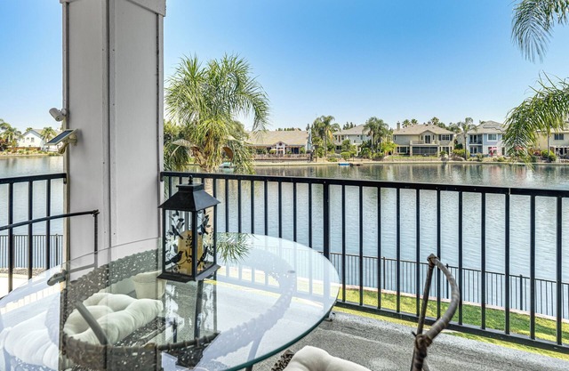 3 Mi to Main St Tracy: Homey Retreat w/Game Room!