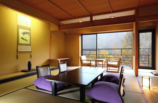 3 people available New building Hishotei Japane/Matsumoto Nagano