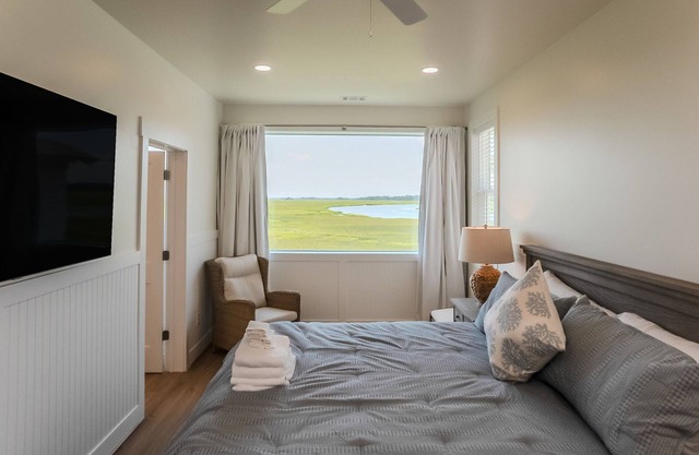 3 Quarterdeck - Brand New Home - Resort Access Included!