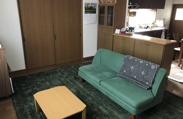 30 seconds on foot from the station!Quadruple room, kitchen available, farm tour is also available