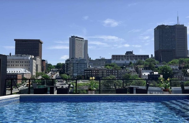 309980 2026/04/30- 3 1/2 Ultramodern - A stone's throw from Old Quebec