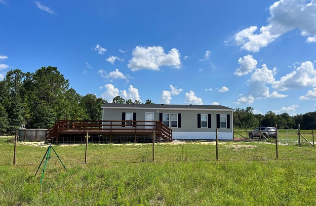 35 min from Disney. Pet Friendly!n