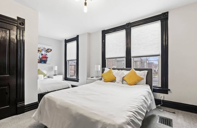 38) Two Entire Houses in downtown! Hot tub + games