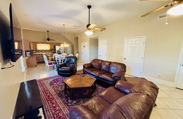 “3bdrm Barn Apt” @ Sunset Pointe