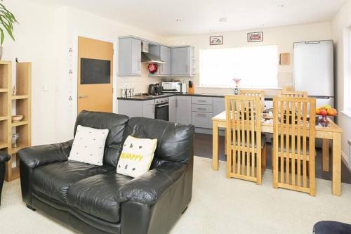 3Bed/2Bath Duplex Apartment - Pure Bliss Belfast