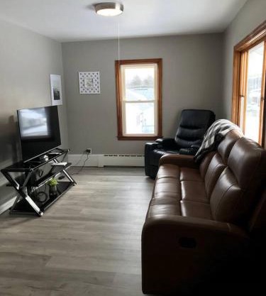 3BR 1BA North End Walk to the Hospital