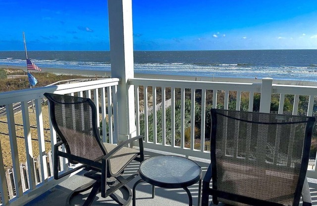 3BR Oceanfront Condo | Heart of IOP | Beach Rental