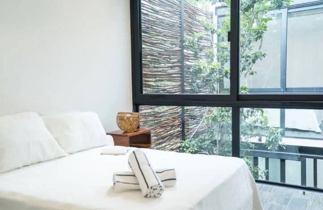 3BR Townhouse/Main Avenue/Private Pool