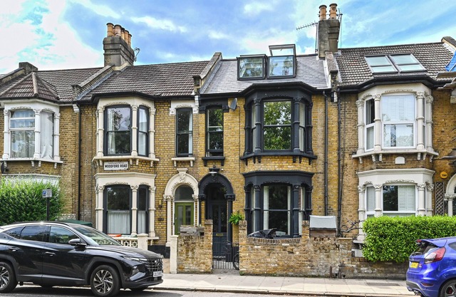 4 bed restored Victorian house, overlooking Epping Forest & 15 mins to Bond St.