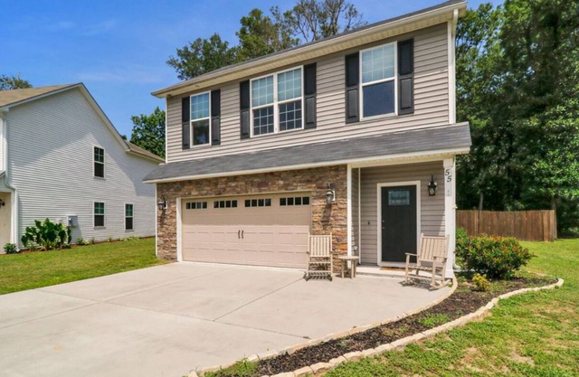 4-bedroom 2.5 bath cozy house in charming Beaufort 15 min from MCRD PI/Donwtown