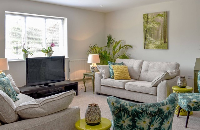 4 bedroom accommodation in West Parley, near Bournemouth