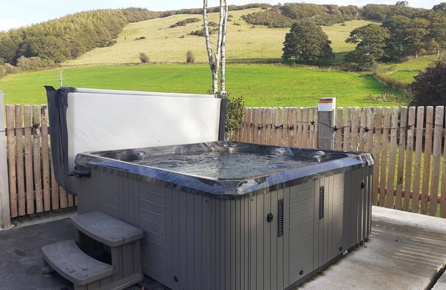 4 bedroom accommodation in Capel Bangor, near Aberystwyth