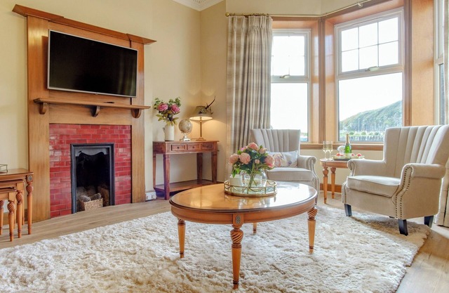4 bedroom accommodation in Portpatrick, near Stranraer