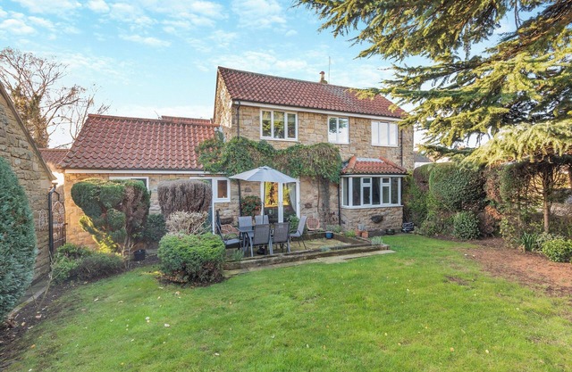 4 bedroom accommodation in Tickhill, near Selby