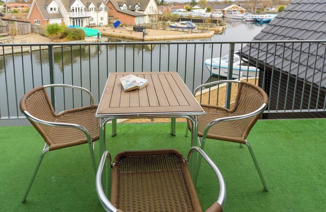 4 bedroom accommodation in Wroxham