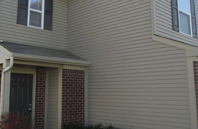 4 bedroom home in Quiet Subdivision