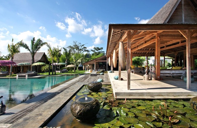 4 Bedroom Kayu Villa - 3000 Sqm