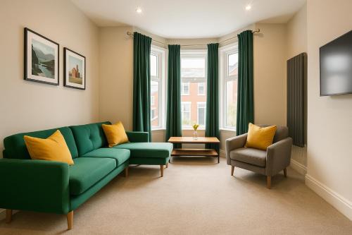 4 Bedroom Spacious House in Cardiff