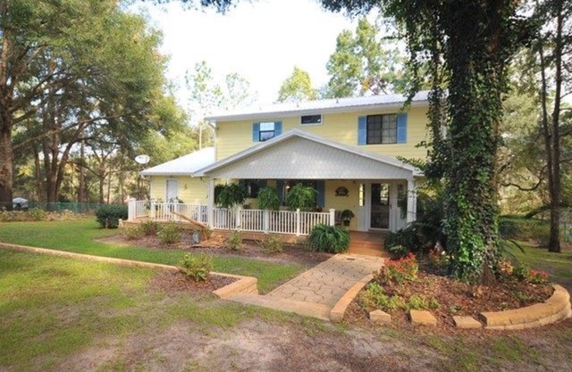 4 BR/3 BA Riverfront Home on the Suwannee River