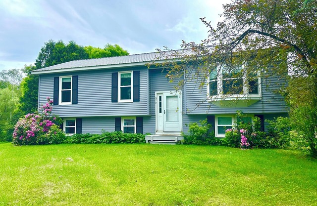 4 BR Ranch in Proctorsville VT-Families, couples, weddings. AC