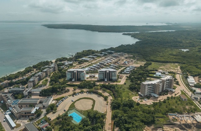 4-br Villa With Private Pool BBQ in Bar