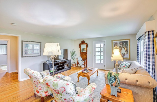 4 Mi to Dtwn: Goodlettsville Getaway w/Yard