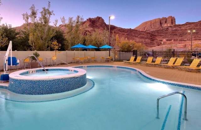 4 Units w/Free Breakfast & Parking Near Colorado River and National Parks