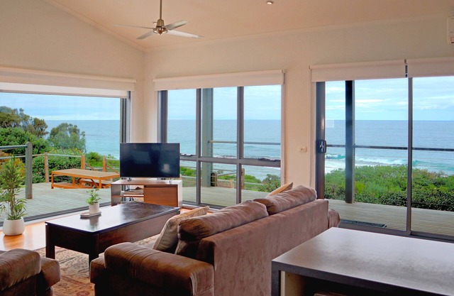 4 Whitecrest Great Ocean Road Resort - Panoramic Ocean Views-