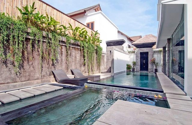 40% off! Seminyak Best Location, Modern 3-8BR Urban Palace 2 Pools Private