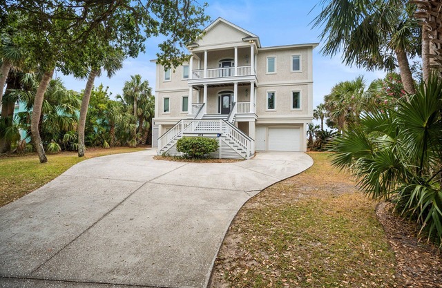 412 Tarpon Blvd - New to VRBO! Resort Access Included!